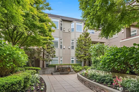 $433,950 | 122 State Street, Unit 207E, Kirkland, WA 98033