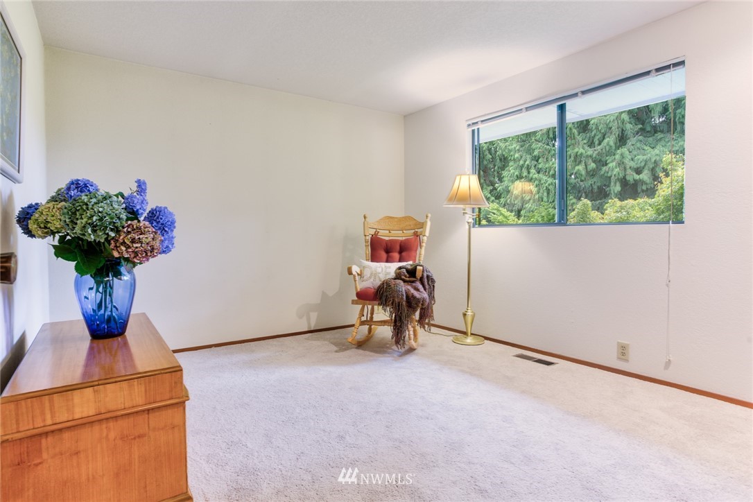 8927 Northeast 192nd Place Bothell, WA 98011 - Photo 15 of 18 Gallery Image 15