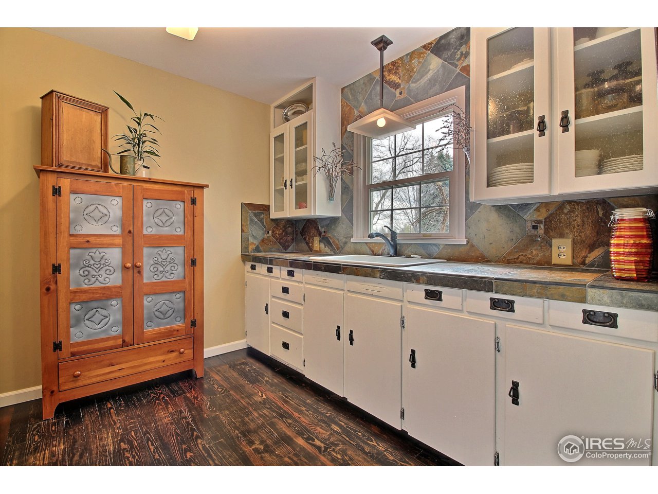 1725 Fairacres Road Greeley, CO 80631 - Photo 15 of 40 Gallery Image 15