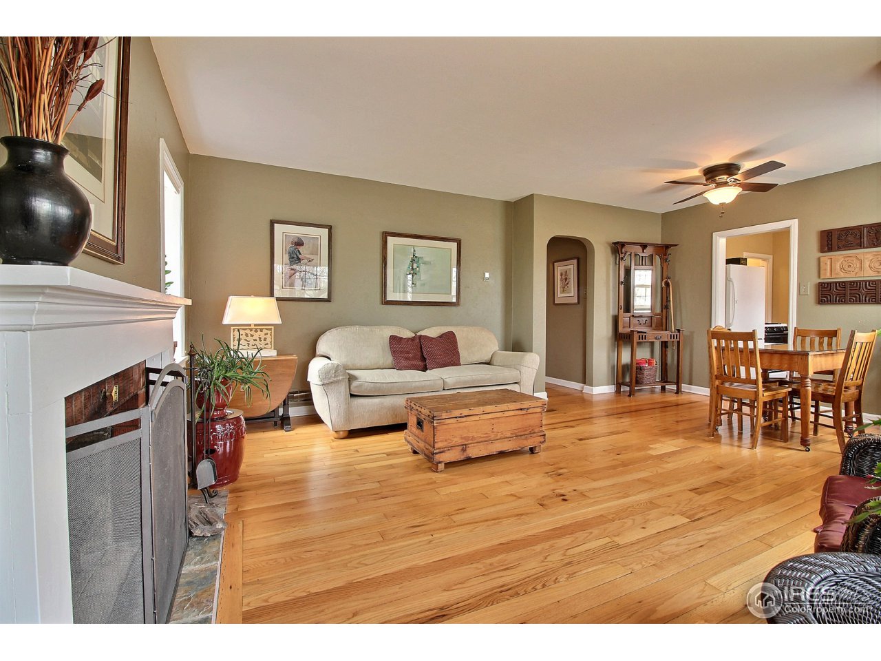 1725 Fairacres Road Greeley, CO 80631 - Photo 6 of 40 Classic Hardwood Flooring
