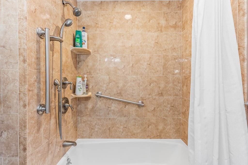 70 Deerfield Road Sharon, MA 02067 - Photo 17 of 29 Gallery Image 17