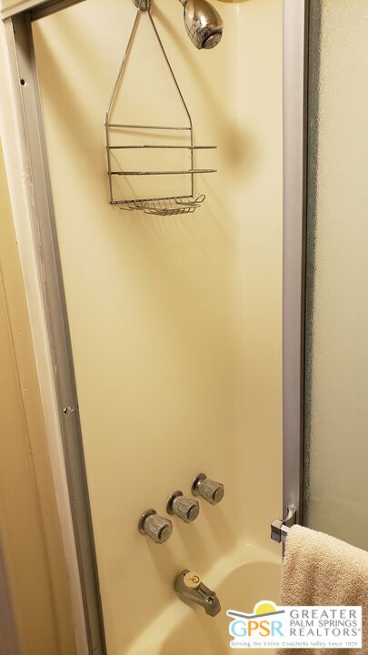 374 Buffalo Road Cathedral City, CA 92234 - Photo 21 of 33 a bathroom with a sink