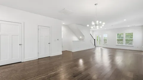 $675,000 | 1633 54th Avenue North, Unit 15, Nashville, TN 37209