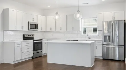 $675,000 | 1633 54th Avenue North, Unit 15, Nashville, TN 37209