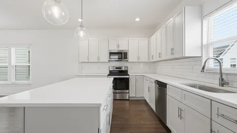 $675,000 | 1633 54th Avenue North, Unit 15, Nashville, TN 37209