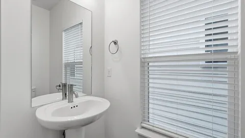 $675,000 | 1633 54th Avenue North, Unit 15, Nashville, TN 37209