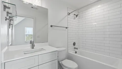 $675,000 | 1633 54th Avenue North, Unit 15, Nashville, TN 37209