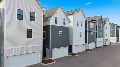 $675,000 | 1633 54th Avenue North, Unit 15, Nashville, TN 37209