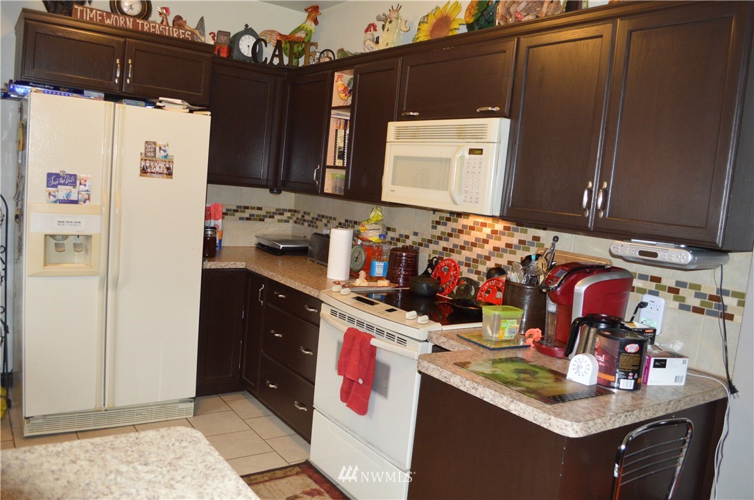 843 Fowler Street Raymond, WA 98577 - Photo 3 of 10 Gallery Image 3