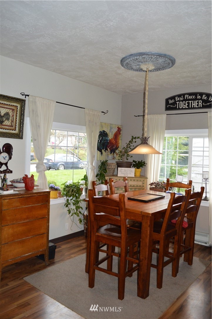 843 Fowler Street Raymond, WA 98577 - Photo 4 of 10 Gallery Image 4
