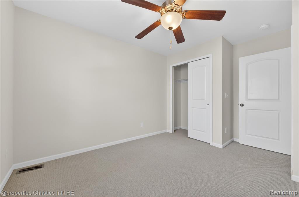 2683 Harvard Road Berkley, MI 48072 - Photo 42 of 60
