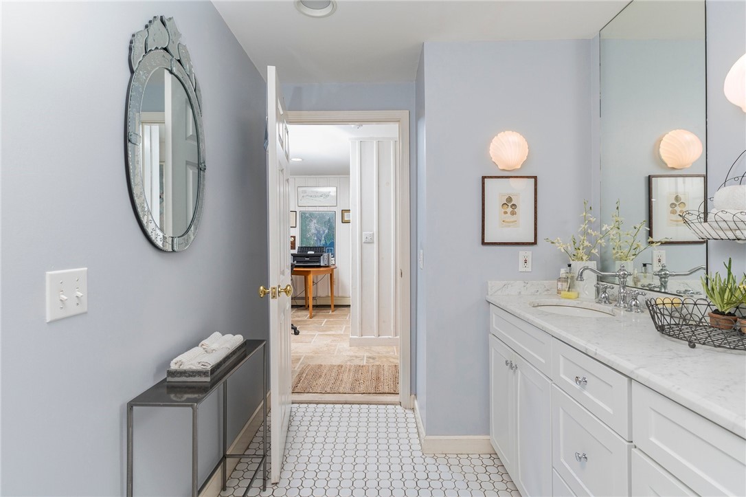 34 Decatur Avenue Jamestown, RI 02835 - Photo 31 of 40 Lower level guest bathroom