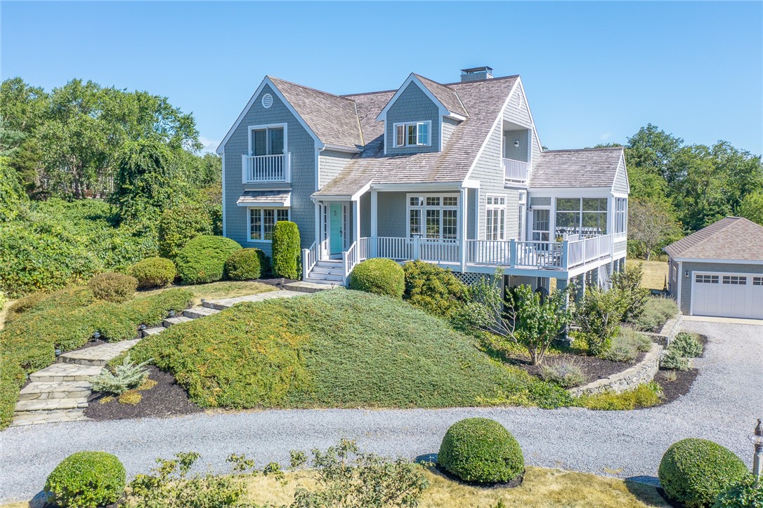 34 Decatur Avenue Jamestown, RI 02835 - Photo 5 of 40 Recently painted exterior