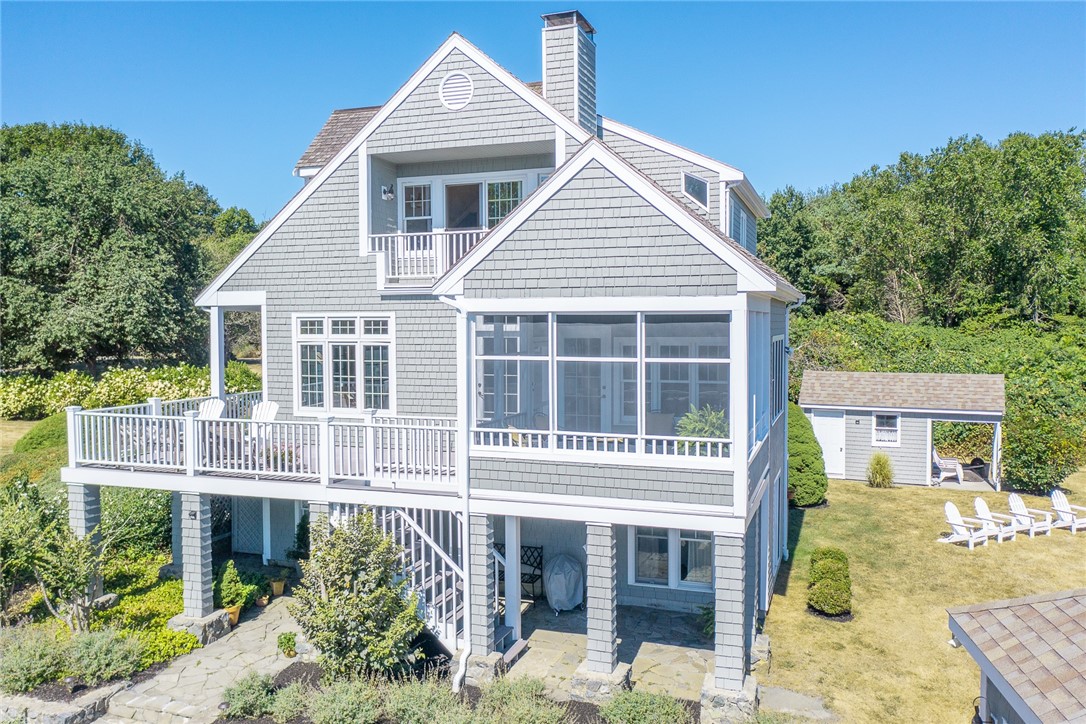 34 Decatur Avenue Jamestown, RI 02835 - Photo 7 of 40 Screened in porch