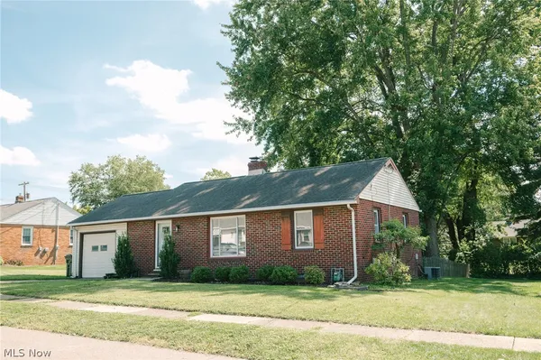 $169,900 | 806 38th Street Northwest, Canton, OH 44709