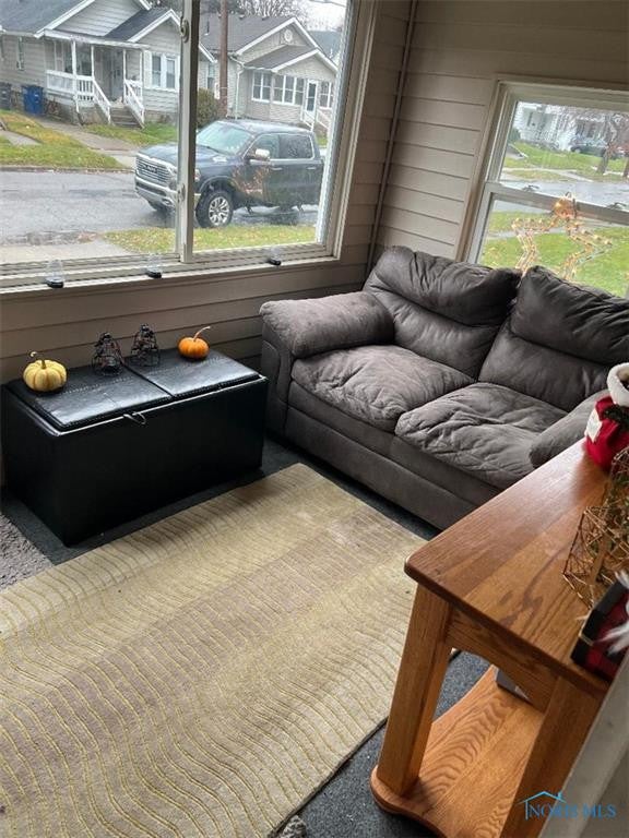 1751 Mansfield Road Toledo, OH 43613 - Photo 3 of 9 Gallery Image 3
