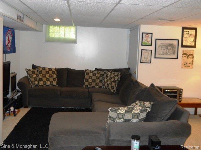 1171 Hawthorne Road Grosse Pointe, MI 48236 - Photo 19 of 24 018.JPG