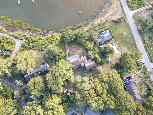 a bathroom with a lot of flowers