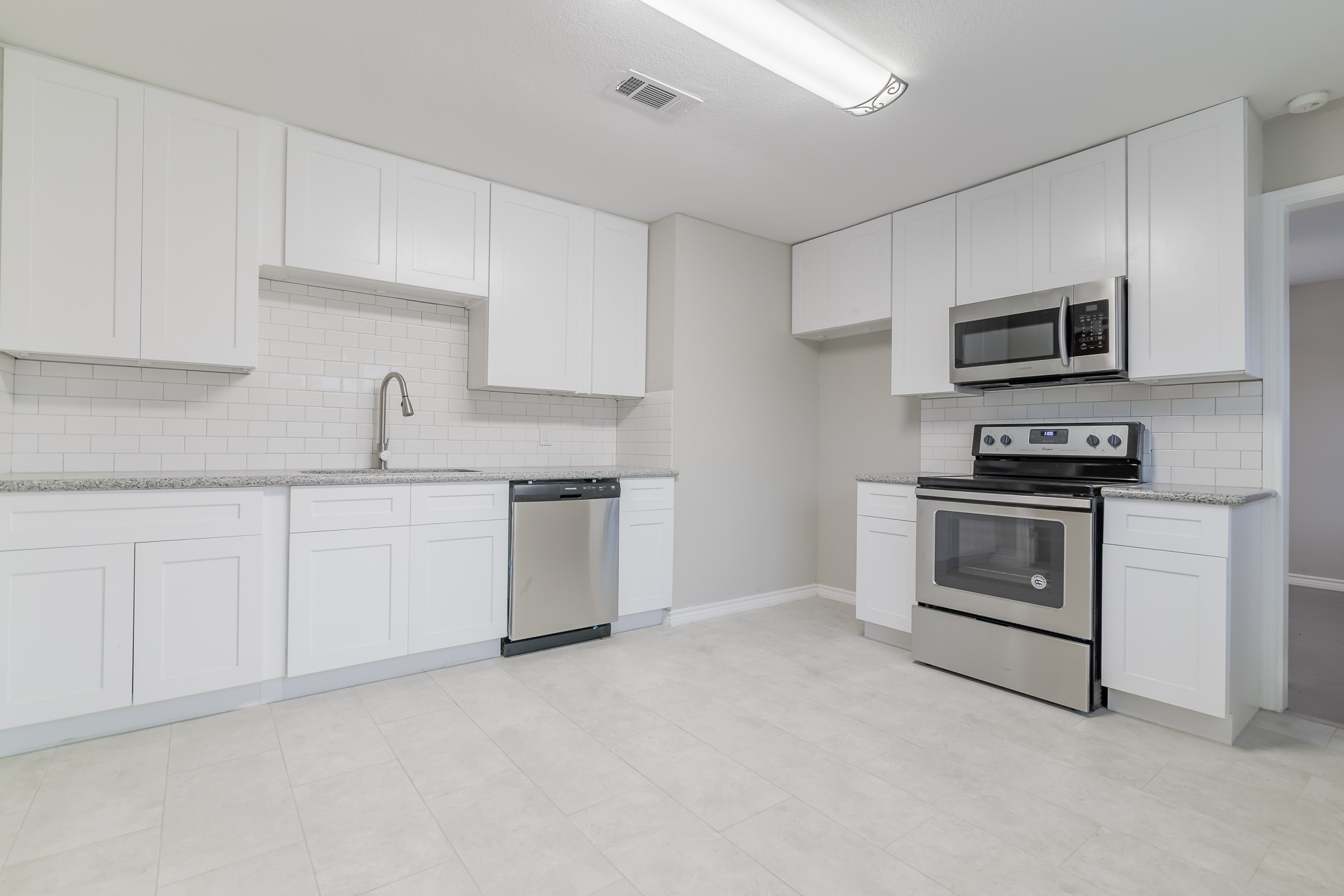101 Will Street Willis, TX 77378 - Photo 7 of 25