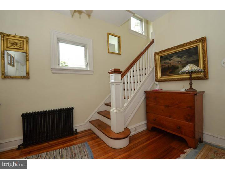 847 Beechwood Road Havertown, PA 19083 - Photo 3 of 20 Gallery Image 3