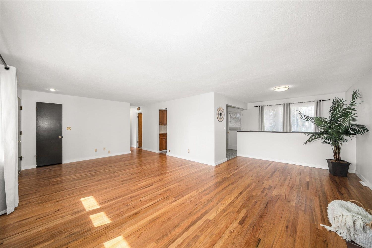 3238 West Holyoke Avenue Spokane, WA 99208 - Photo 4 of 37