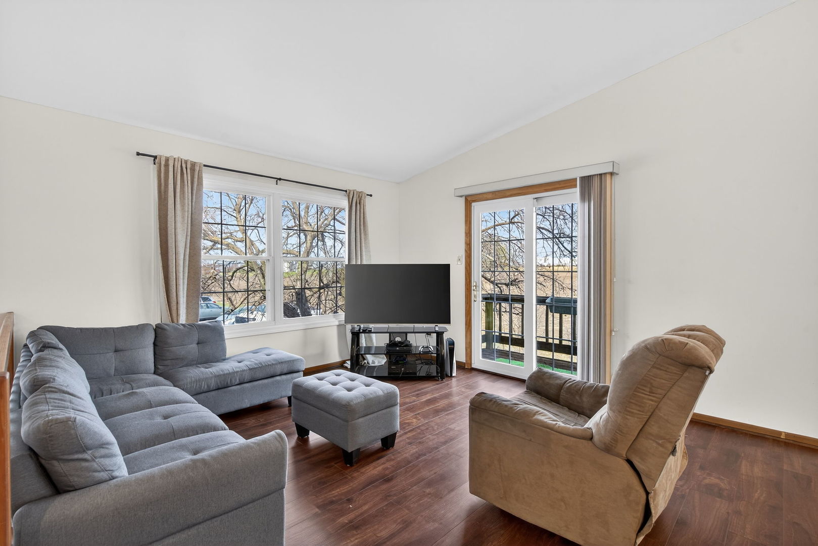 7606 West Saint Francis Road Frankfort, IL 60423 - Photo 8 of 29