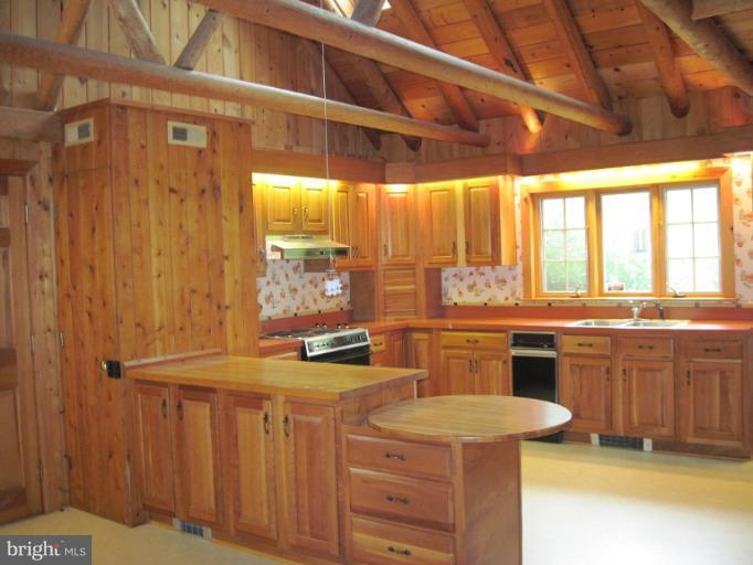 4332 Razor Hill Road Bealeton, VA 22712 - Photo 3 of 30 Kitchen