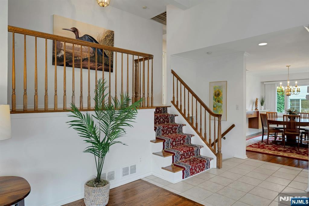 205 Haddenfield Road Clifton, NJ 07013 - Photo 9 of 29
