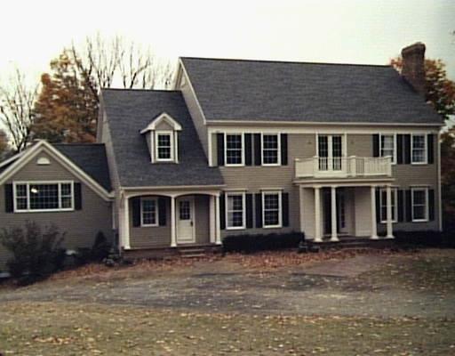 2 South Salem Road Ridgefield, CT 06877 - Photo 1 of 1 a front view of a house with a garden