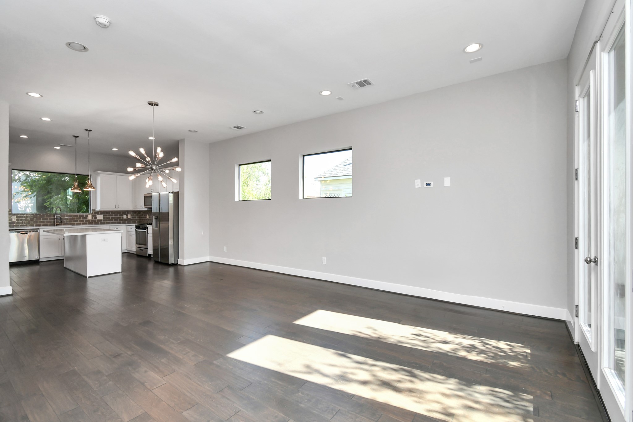 308 Palmer Street Houston, TX 77003 - Photo 7 of 36