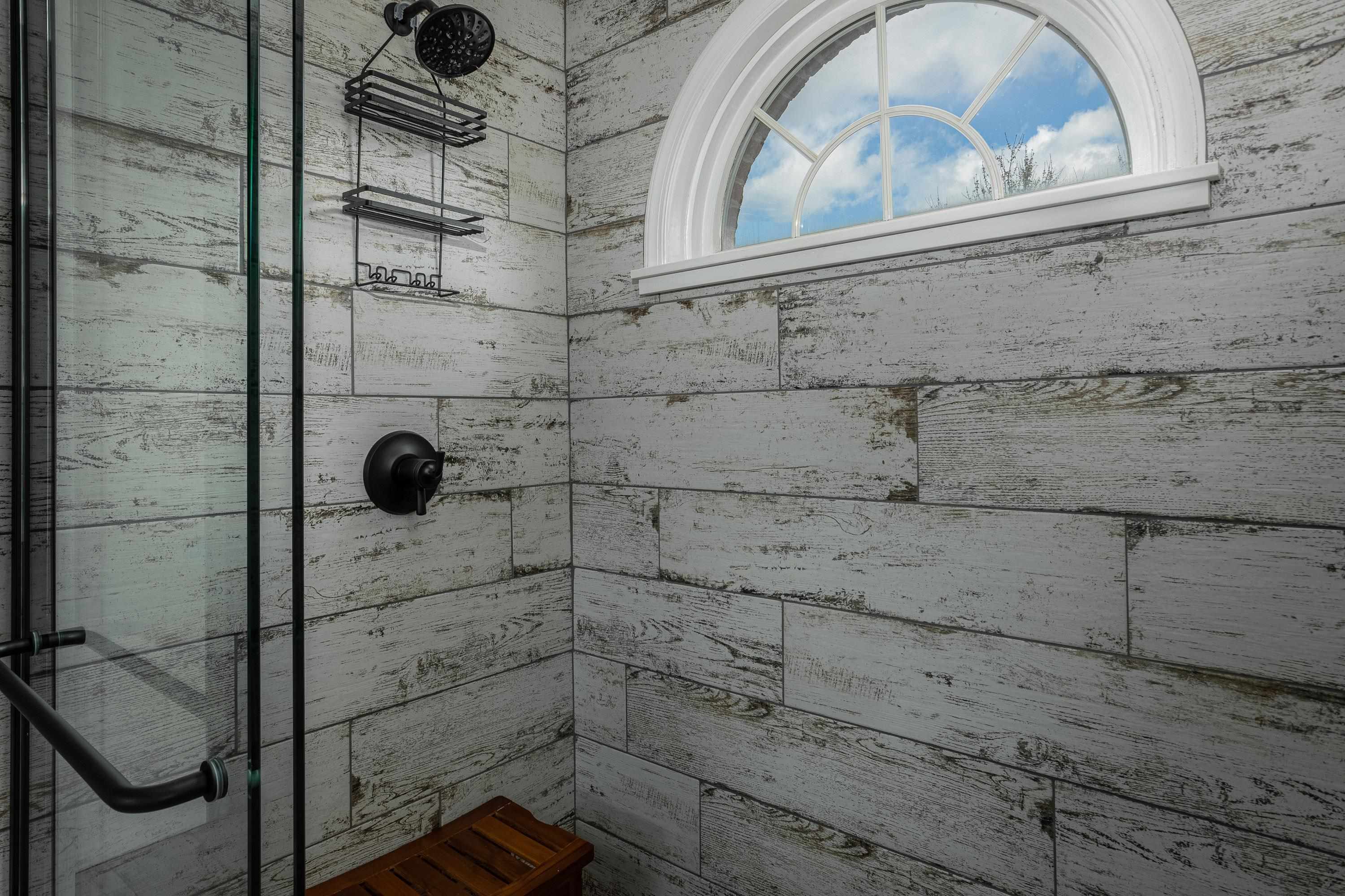 3850 Davis Road Penn Laird, VA 22846 - Photo 30 of 70 a bathroom with a shower
