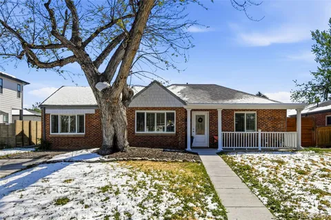 $700,000 | 2960 Ivy Street, Denver, CO 80207