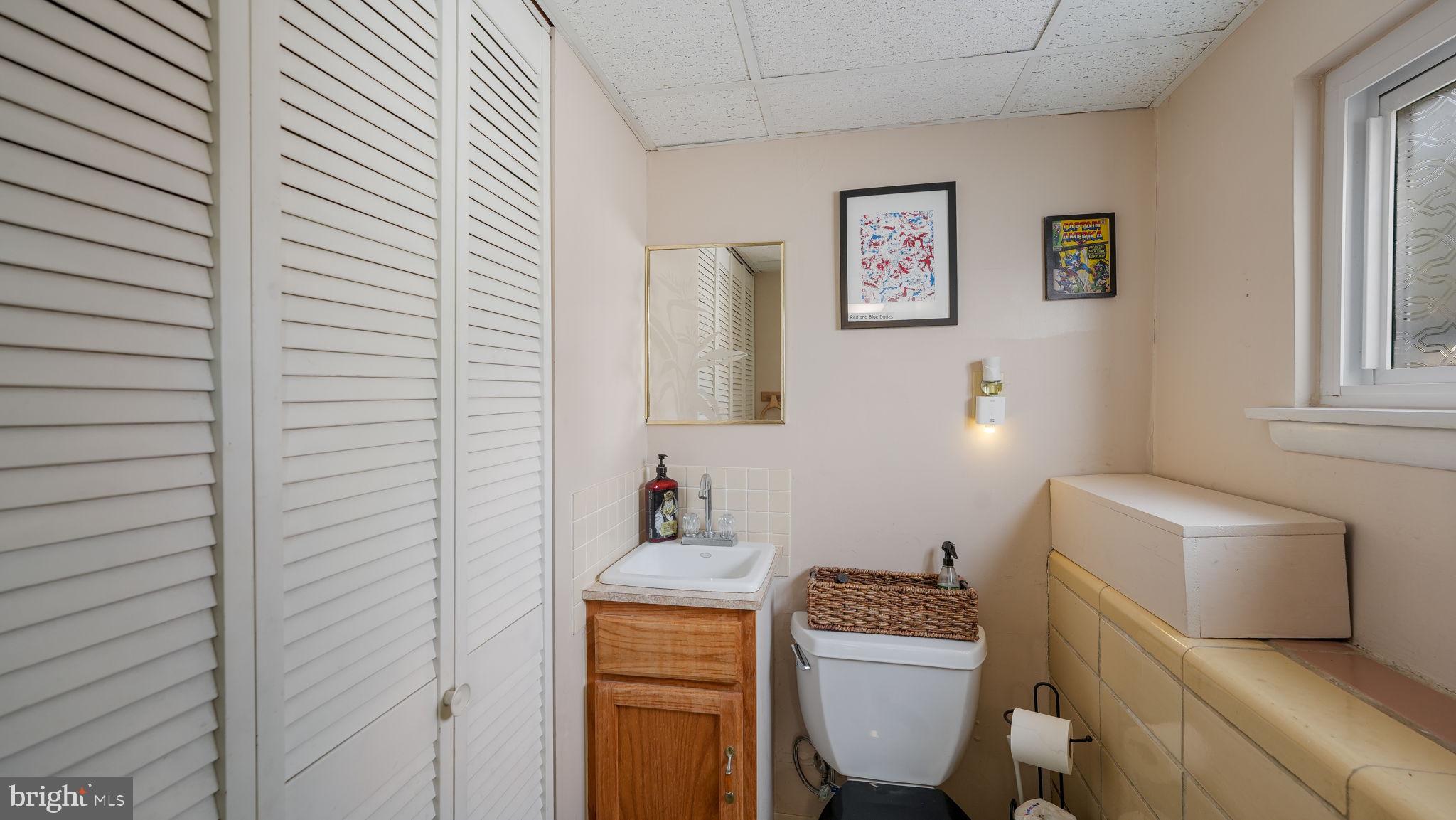 1246 Victoria Road Warminster, PA 18974 - Photo 20 of 27