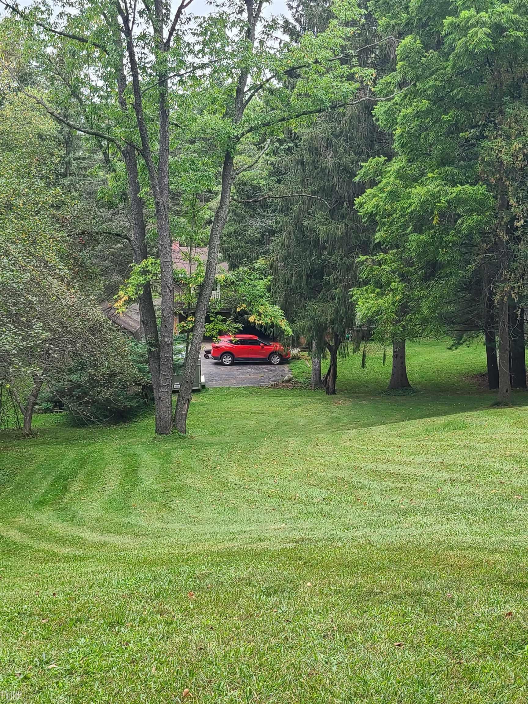 1838 Rochester Road Leonard, MI 48367 - Photo 32 of 36 50167540-f3bd4c6b-0e64-4ba1-9e85-fd7630cf1d98.JPG