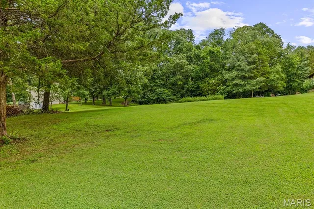 $292,000 | 7049 Carriage Hills Lane, Cedar Hill, MO 63016