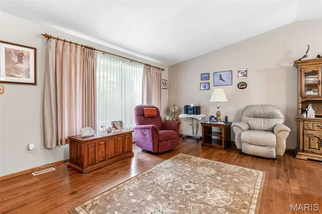 $292,000 | 7049 Carriage Hills Lane, Cedar Hill, MO 63016