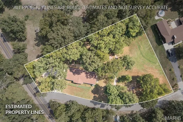 $292,000 | 7049 Carriage Hills Lane, Cedar Hill, MO 63016