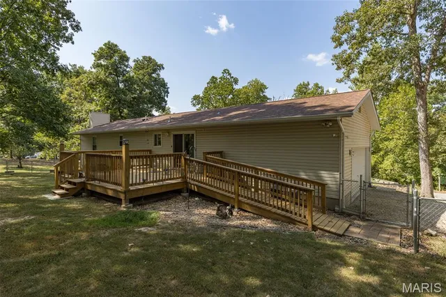 $292,000 | 7049 Carriage Hills Lane, Cedar Hill, MO 63016