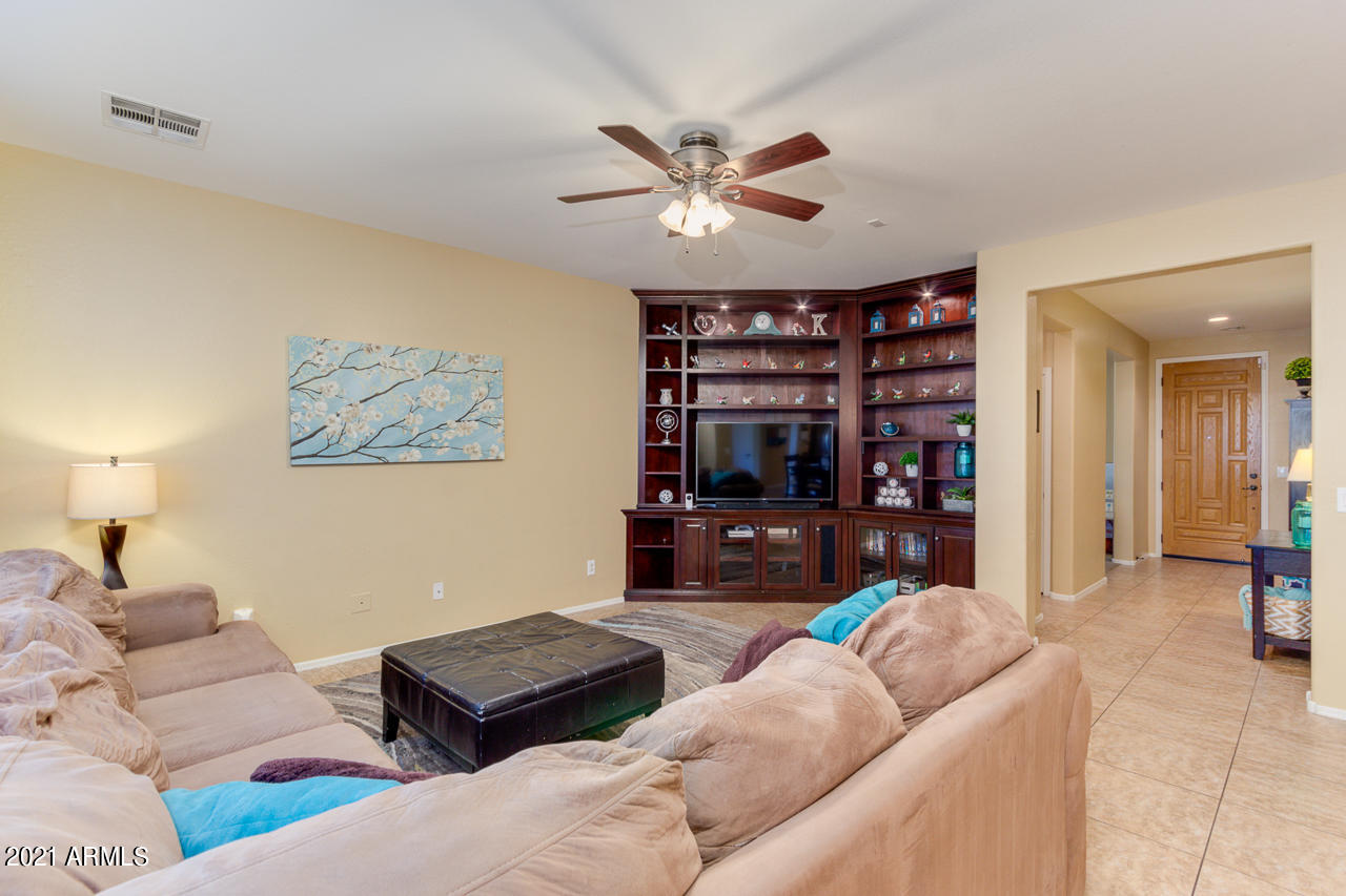 2835 East Harrison Street Gilbert, AZ 85295 - Photo 16 of 52 07-Harrison
