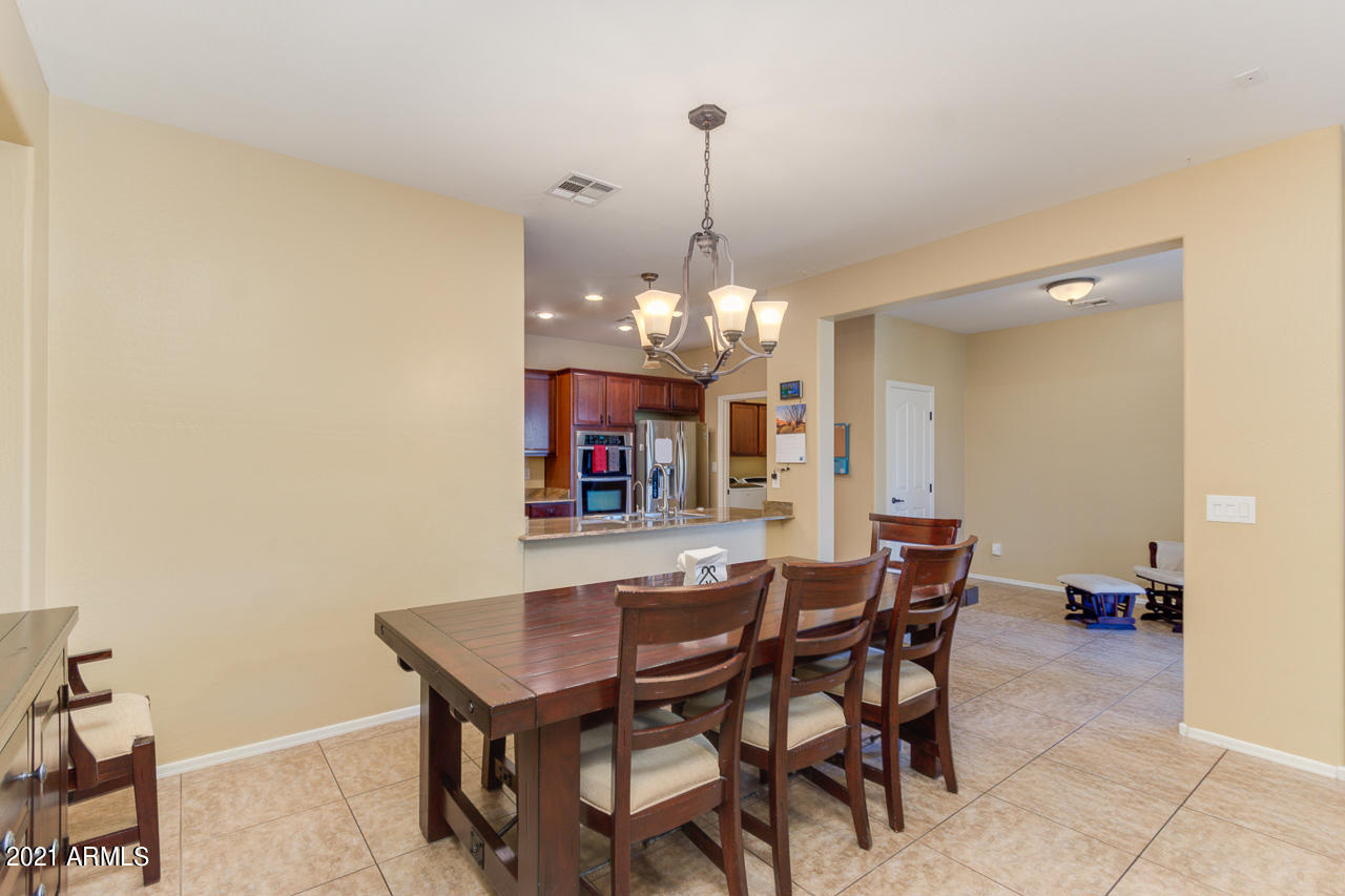 2835 East Harrison Street Gilbert, AZ 85295 - Photo 21 of 52 09-Harrison