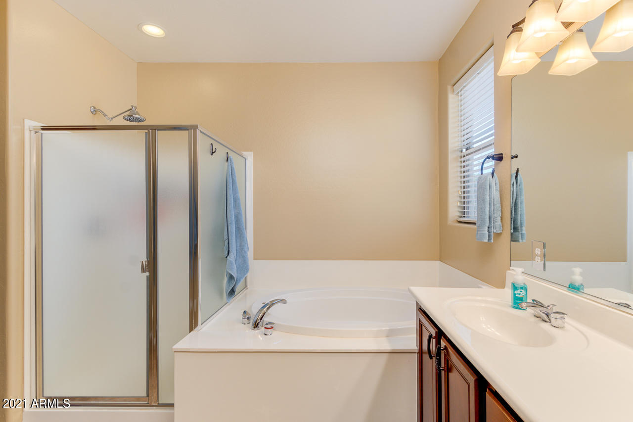 2835 East Harrison Street Gilbert, AZ 85295 - Photo 10 of 52 24-Harrison
