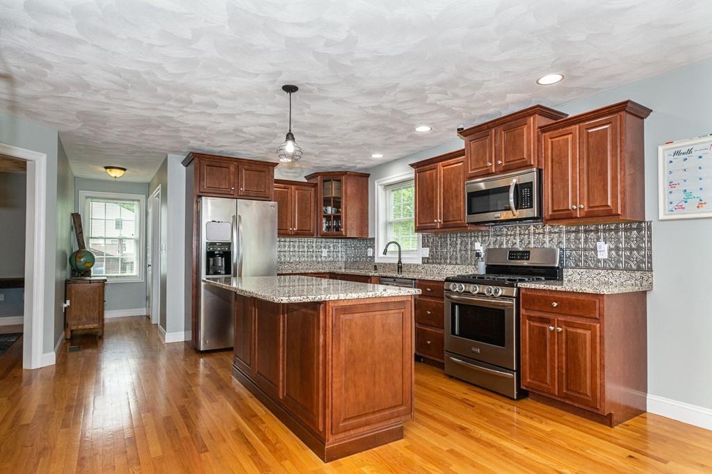 30 Wightman Road Tewksbury, MA 01876 - Photo 3 of 42 Gallery Image 3