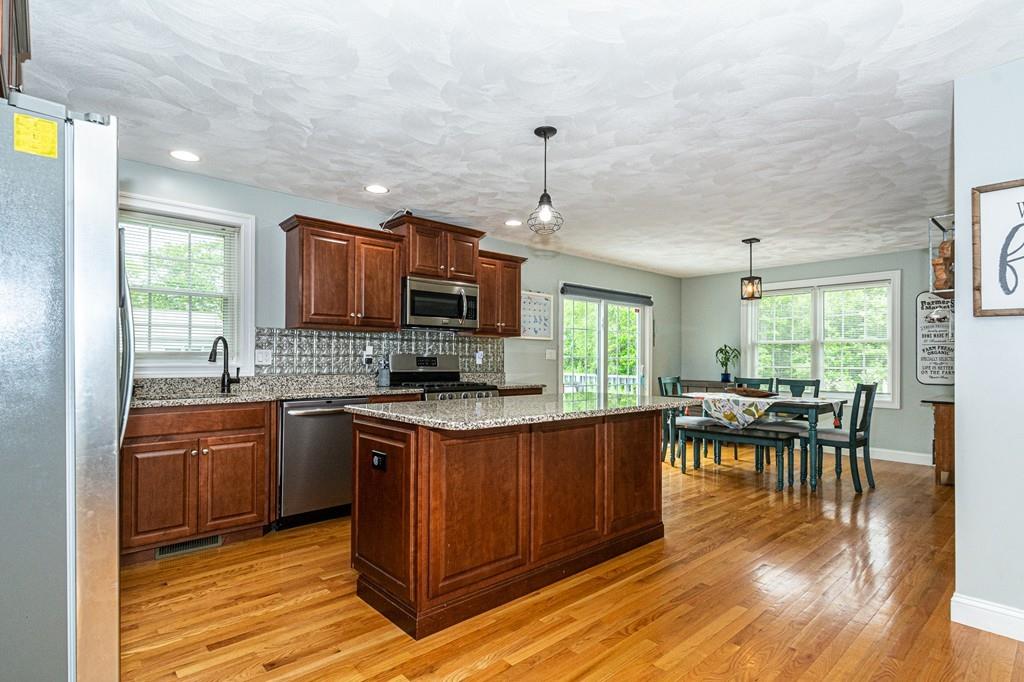 30 Wightman Road Tewksbury, MA 01876 - Photo 6 of 42 Gallery Image 6