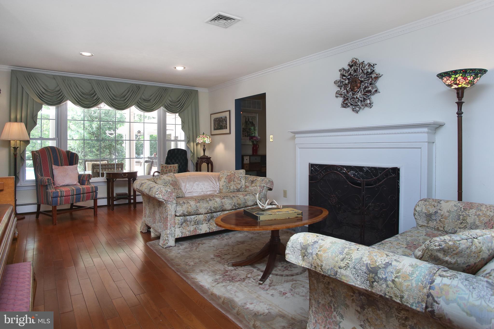 128 South Mill Road Princeton Junction, NJ 08550 - Photo 6 of 55 Living Room