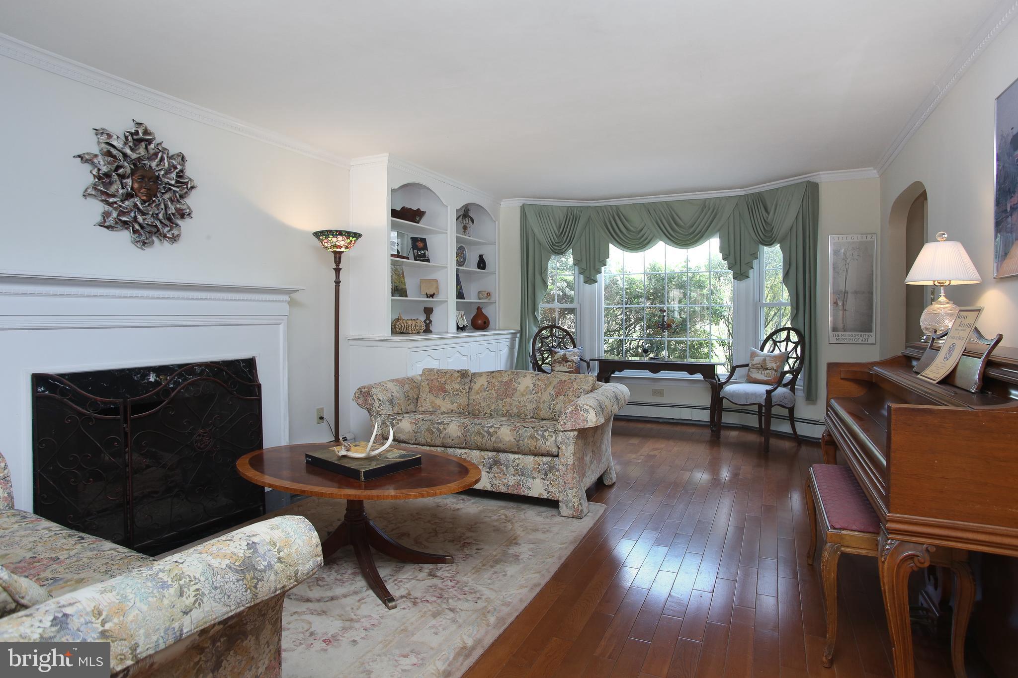 128 South Mill Road Princeton Junction, NJ 08550 - Photo 7 of 55 Living Room