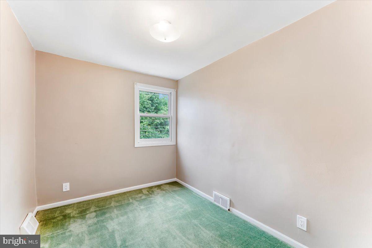 51 Hetzel Road Ridley Park, PA 19078 - Photo 17 of 27 Bedroom 3