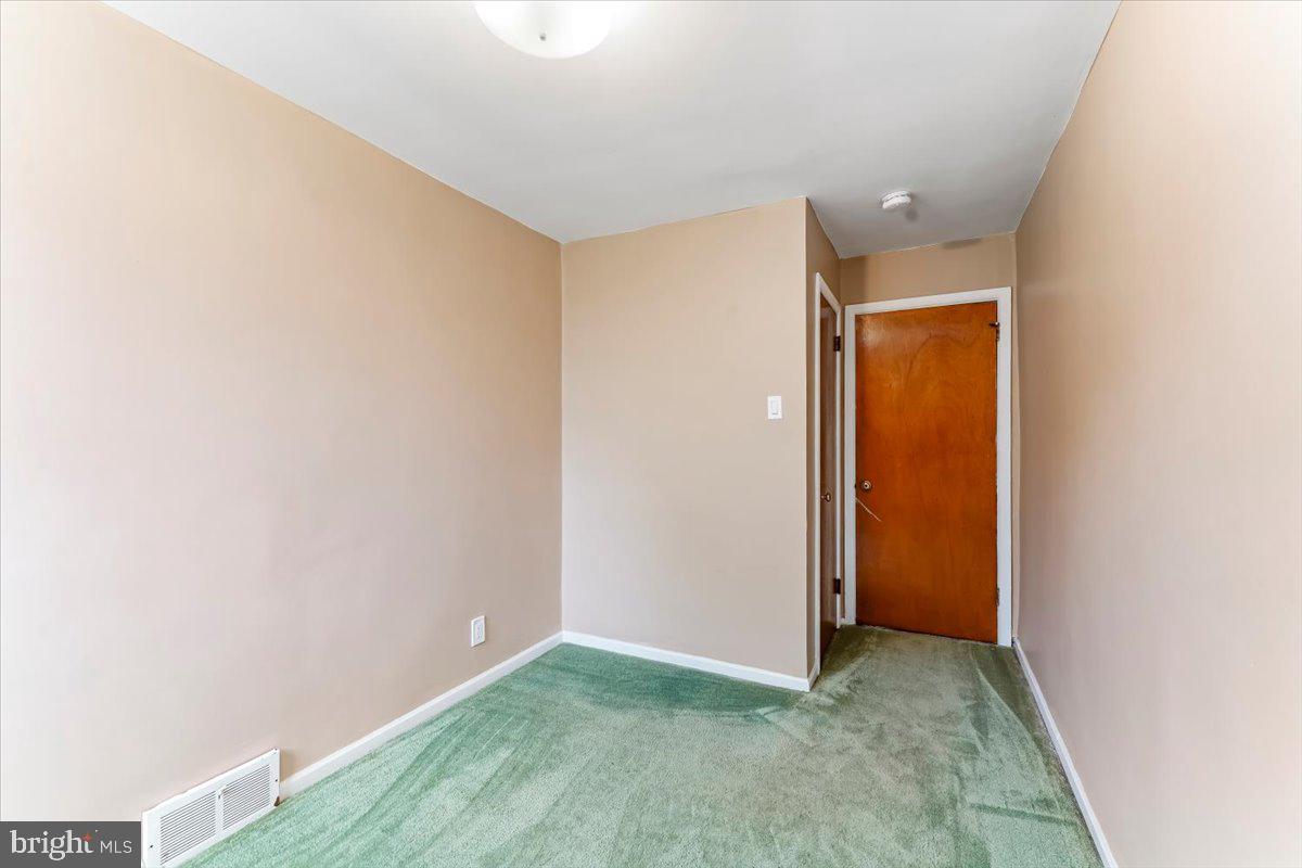 51 Hetzel Road Ridley Park, PA 19078 - Photo 18 of 27 Bedroom 3