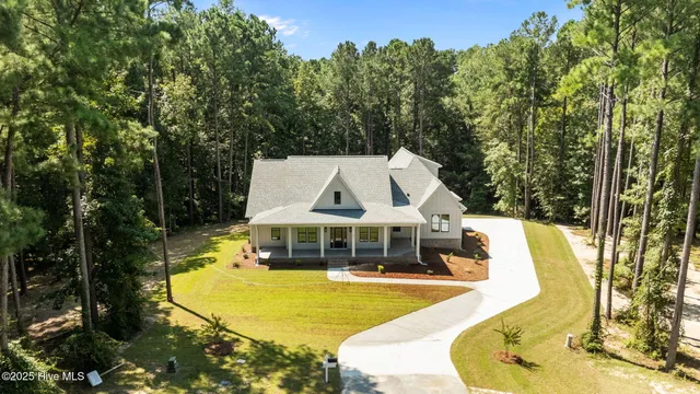 $739,900 | 203 Wild Cherry Lane, Minnesott Beach, NC 28510