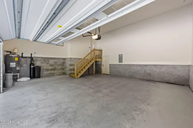 $739,900 | 203 Wild Cherry Lane, Minnesott Beach, NC 28510