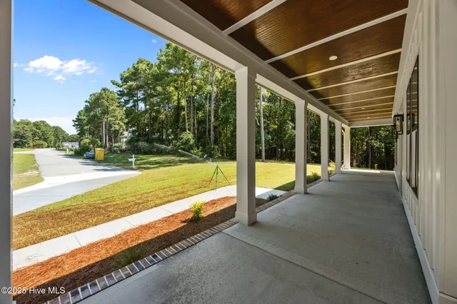 $739,900 | 203 Wild Cherry Lane, Minnesott Beach, NC 28510